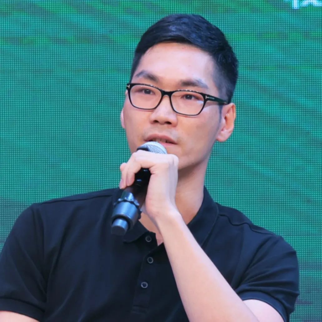 白兔瓷磚副總經(jīng)理 丁雄翔：瓷磚減薄，沒有盡頭可言.jpg