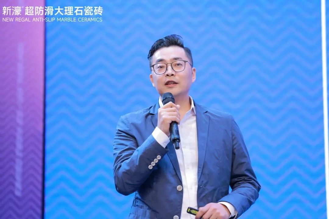 新濠品牌戰(zhàn)略升級(jí)暨二代超防滑新品發(fā)布會(huì)圓滿成功！11.jpg