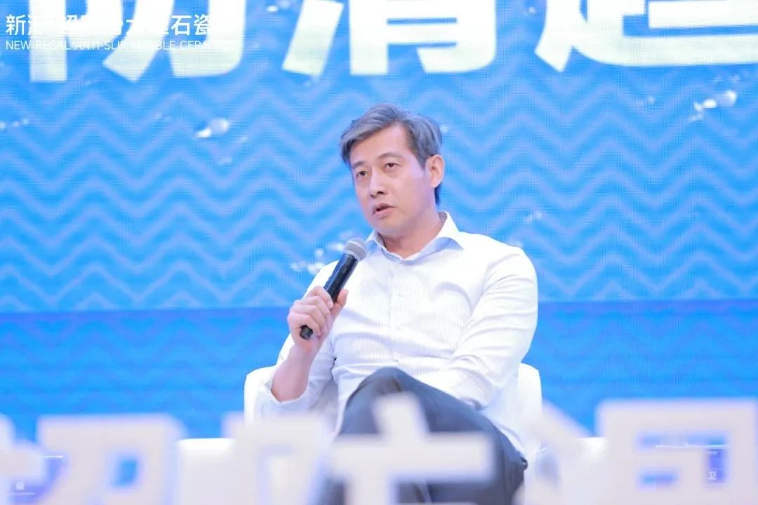 新濠品牌戰(zhàn)略升級(jí)暨二代超防滑新品發(fā)布會(huì)圓滿成功！17.jpg