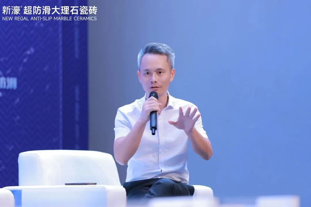 新濠品牌戰(zhàn)略升級(jí)暨二代超防滑新品發(fā)布會(huì)圓滿成功！20.jpg